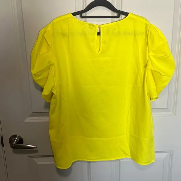 SHEIN SPRING Yellow ruched Puff Sleeve Blouse plus size - Picture 8 of 9